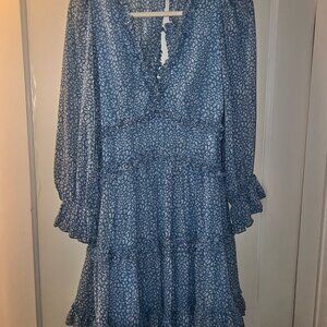 Selfie Lelsie Long Sleeve Dress